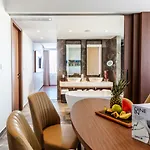 Radisson Blu Hotel, ホテル