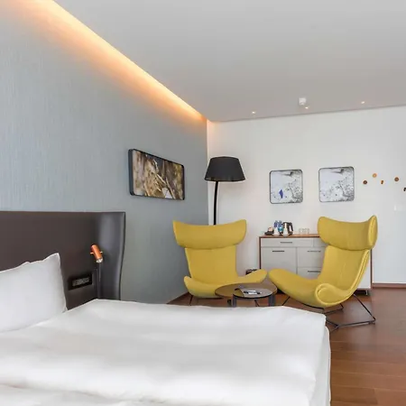 Radisson Blu Hotel, Hotel