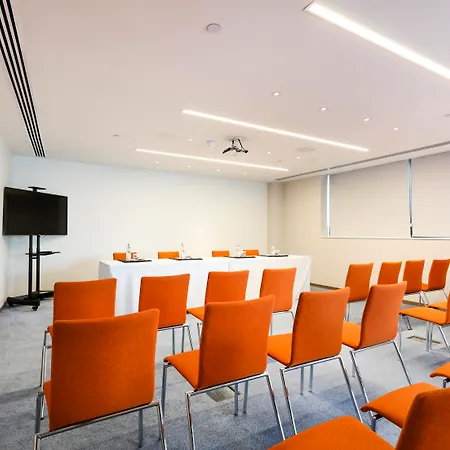 מלון Radisson Blu Hotel, לרנקה