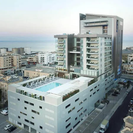 Radisson Blu Hotel, Hotel