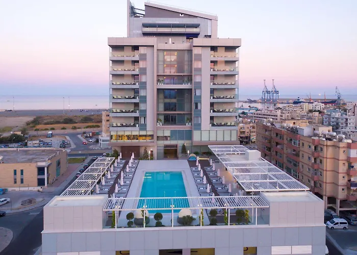 Radisson Blu Hotel, Hotell