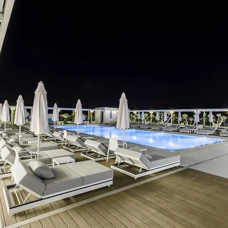فندق راديسون بلو، 5*