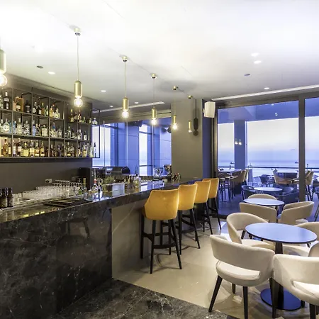 Radisson Blu Hotel, 酒店 拉纳卡