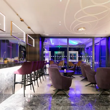 Radisson Blu Hotel, 5*